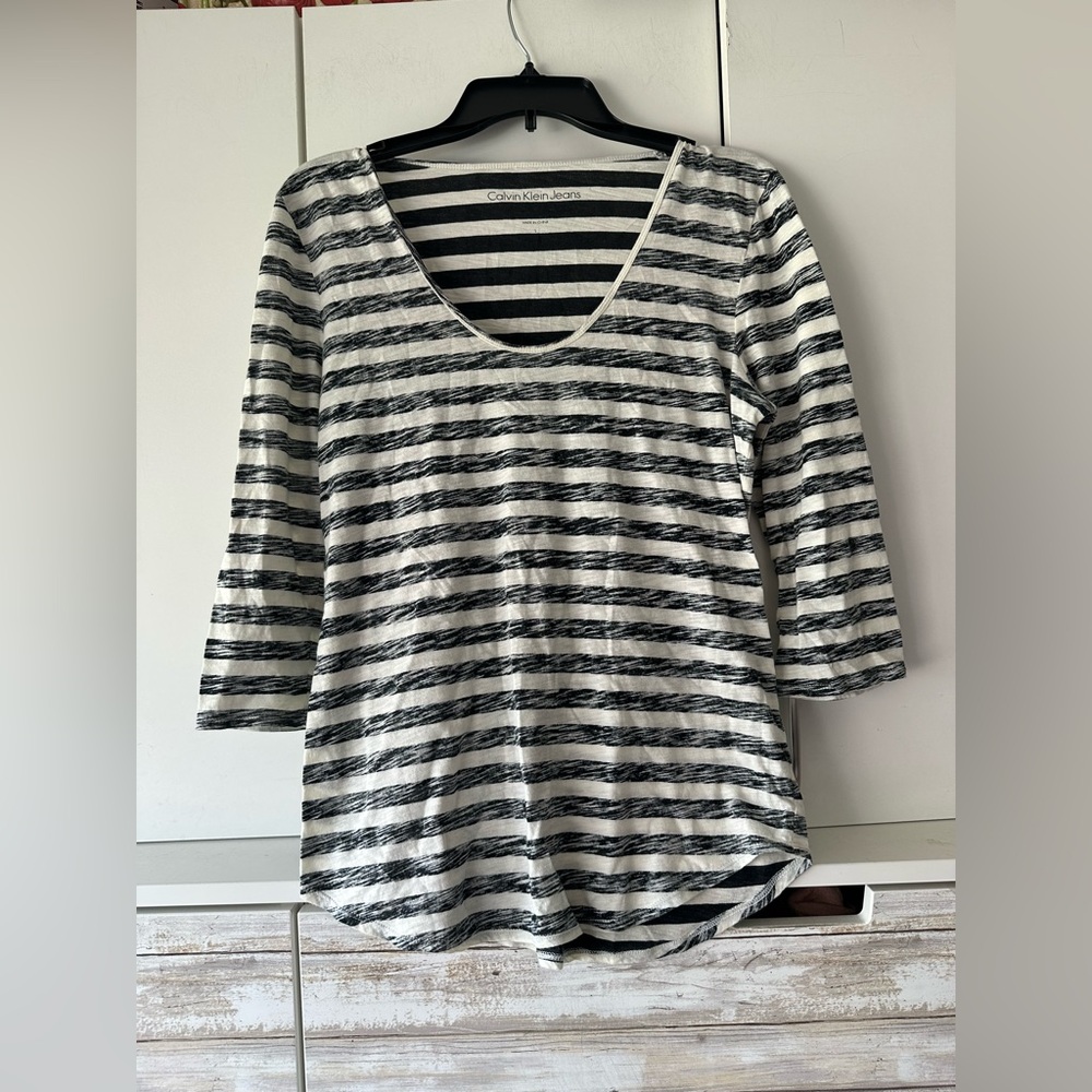 🖤 Calvin Klein Jeans Striped 3/4 Sleeve Scoop Neck Top Large